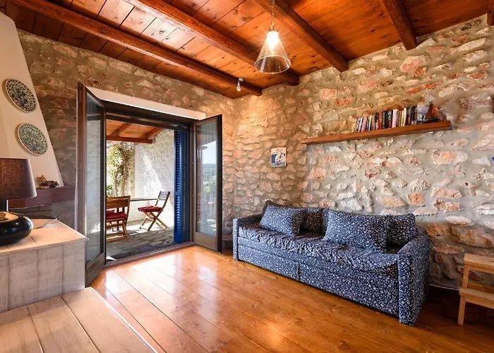 Aegean Whisper - Parikia