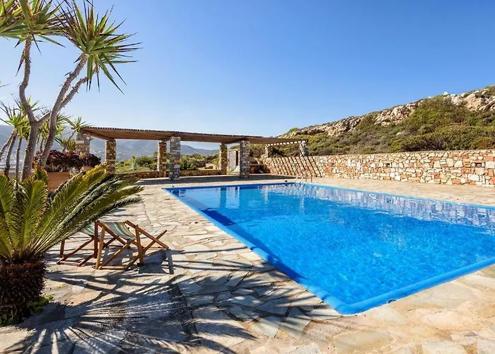 Aegean Whisper - Parikia *